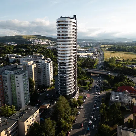 Nest Azure Kaloşvar