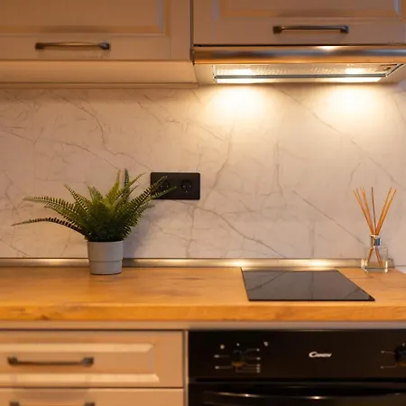 Nest Azure Kaloşvar